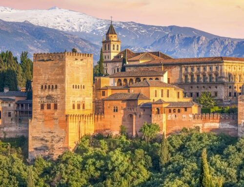 La Alhambra de Granada: Un Tesoro de la Historia y la Arquitectura Andaluza